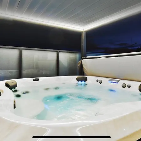 Fee4me With Pool In Dolores, Alicante